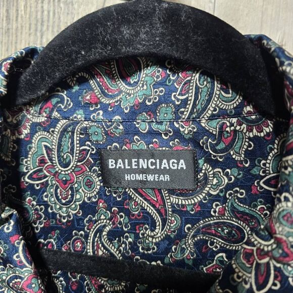 Balenciaga Homewear Mens Navy Paisley Silk Dress Button Down Shirt 43 - Picture 4 of 6